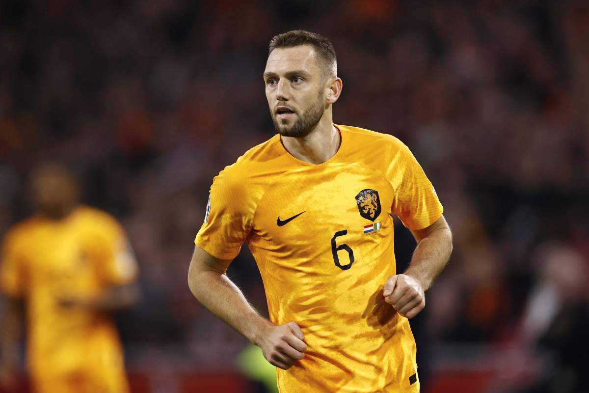 Stefan De Vrij cessione Inter Premier League